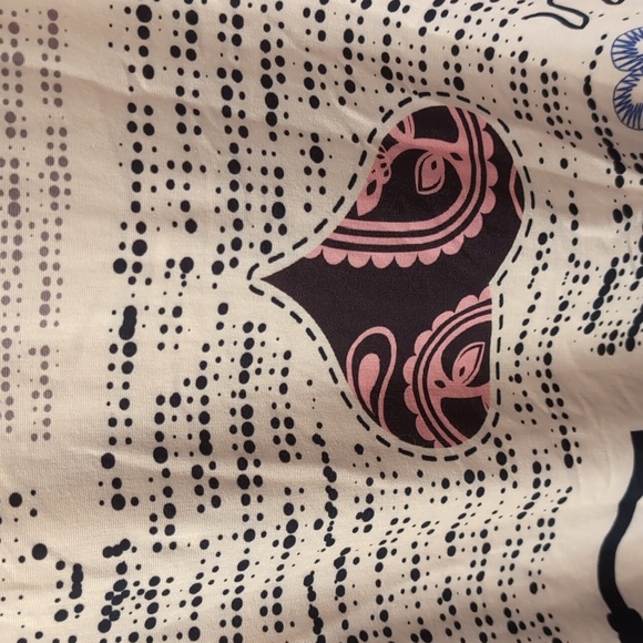 NWT....Lily hoodie - Picture 6 of 11